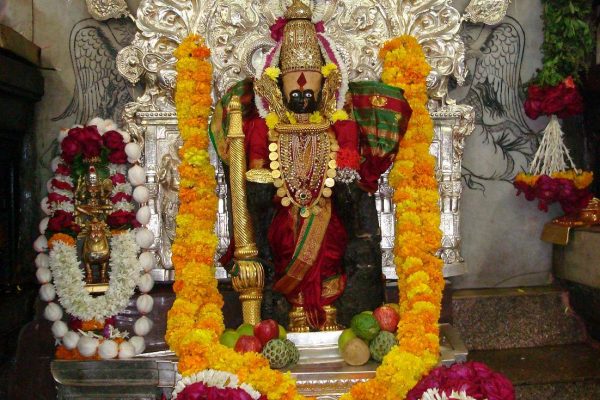 main deity statue at mahalakshmi temple kolhapur.